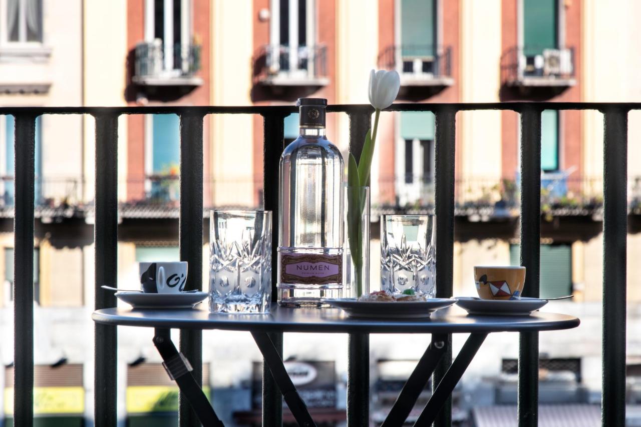 Le Stanze Del Barone Bed & Breakfast Наполи Екстериор снимка